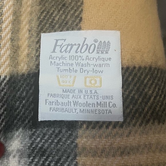 Vintage NOS Faribo Stadium Pak-A-Robe Blanket & Thermos in Carry Tote Tan Plaid - Picture 3 of 8